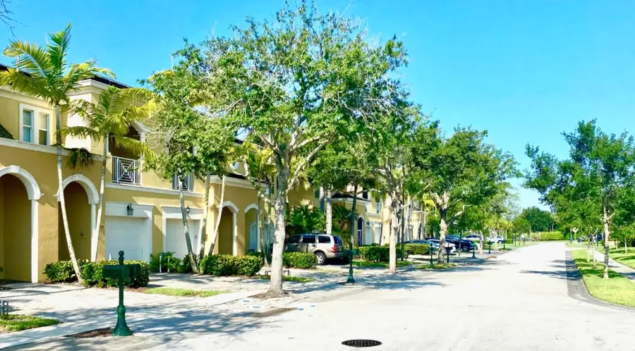 6179 NW Helmsdale Way, Port Saint Lucie, FL 34983 - #2