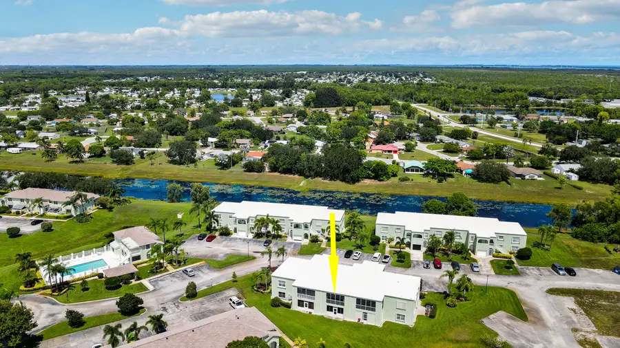 2129 SE Wild Meadow Circle, Port Saint Lucie, FL 34952 - #3