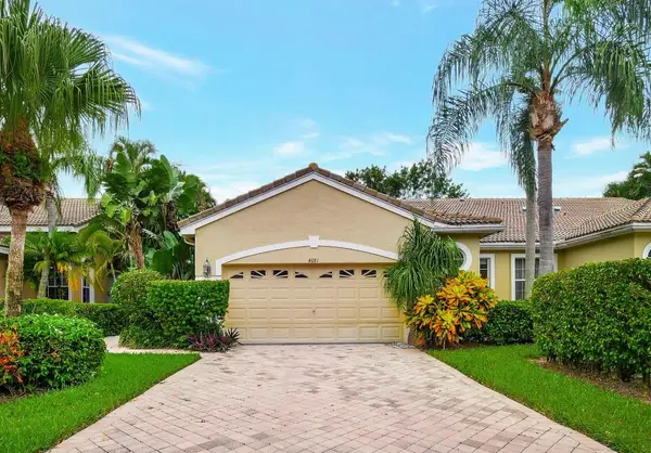 4681 Carlton Golf Drive, Lake Worth, FL 33449