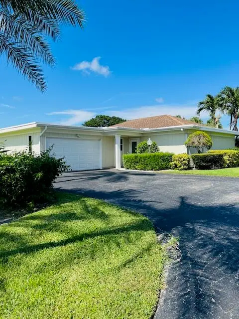 13564 Whispering Lakes Lane, Palm Beach Gardens, FL 33418