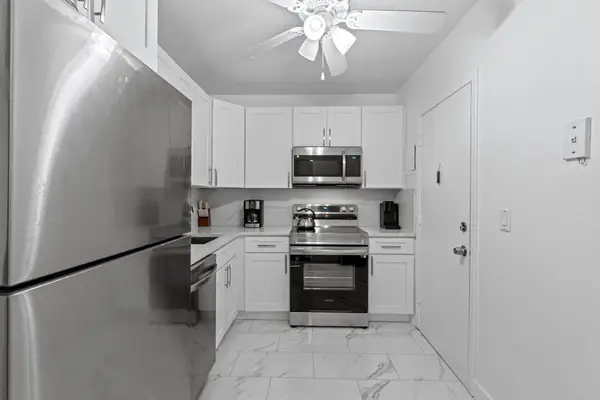 418 S Cypress Road #128, Pompano Beach, FL 33060