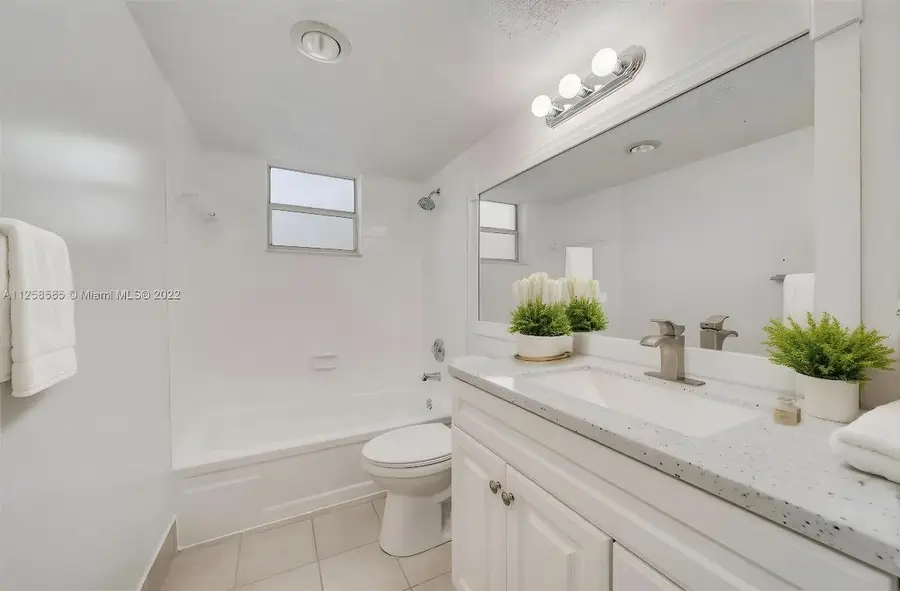 404 NW 68th Avenue #218, Plantation, FL 33317 - #3