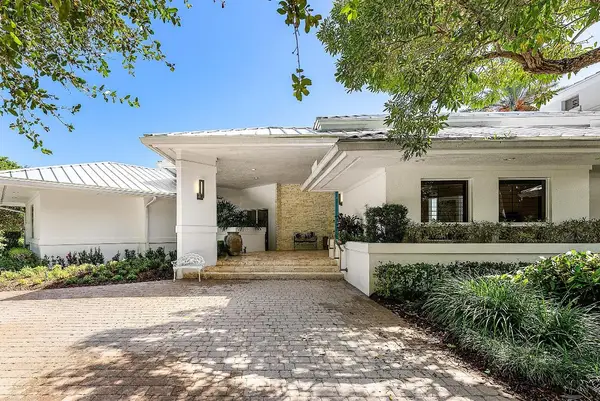 225 Oakview Drive, Delray Beach, FL 33445