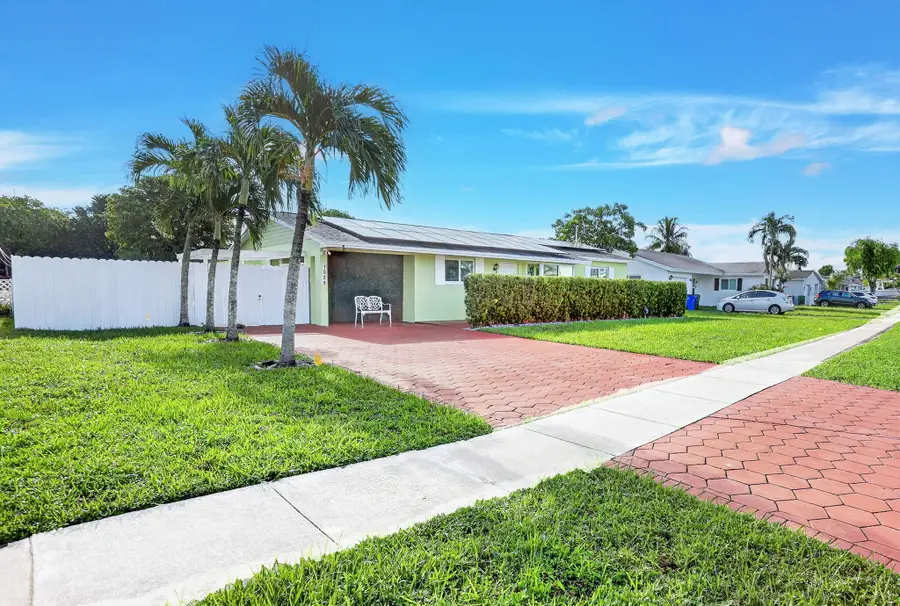 1088 W River Drive, Margate, FL 33063 - #3