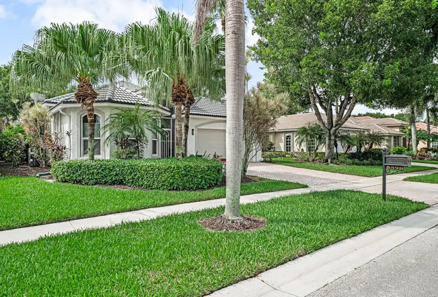 5598 Fountains Drive S, Lake Worth, FL 33467 - #3