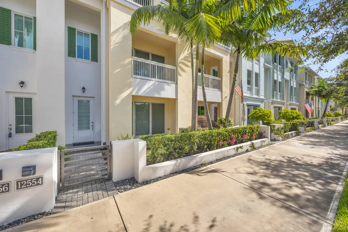 12554 Gross Pointe Drive, Palm Beach Gardens, FL 33418 - #1