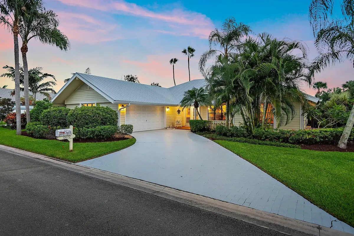 10690 SE Jupiter Narrows Drive, Hobe Sound, FL 33455 - #1