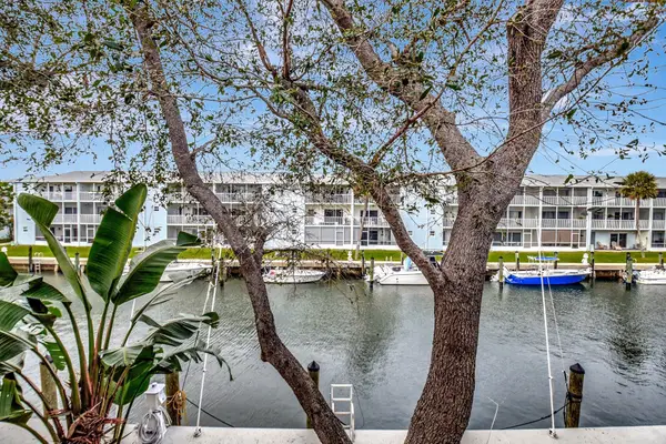 1125 Lake Shore Drive #203, Lake Park, FL 33403