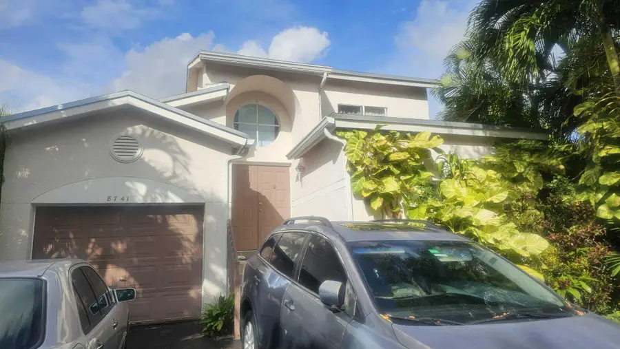 8741 SW 10th Street, Pembroke Pines, FL 33025 - #2