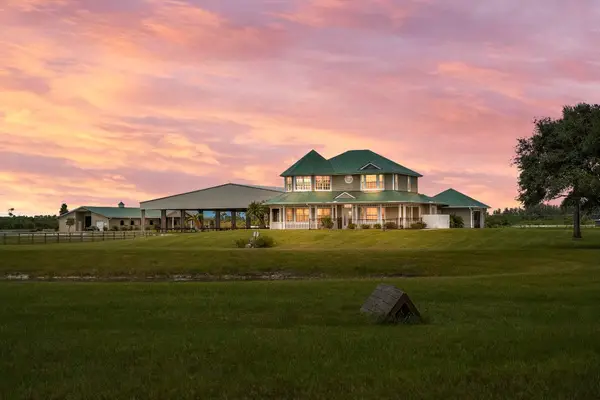 13700 SW Groveside Drive, Stuart, FL 34997