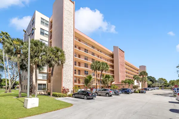 14527 Bonaire Boulevard #203, Delray Beach, FL 33446