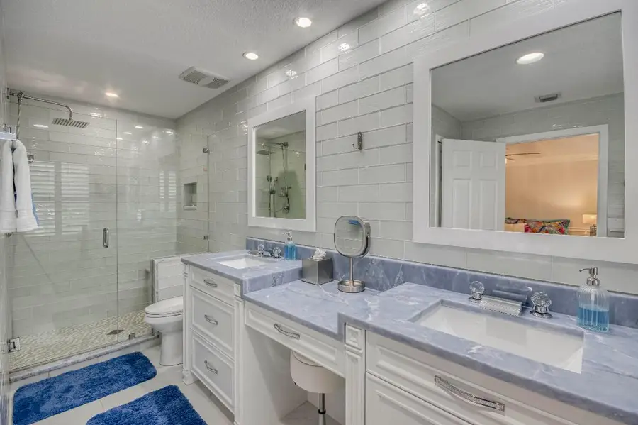 8042 Murano Circle, Palm Beach Gardens, FL 33418 - #3