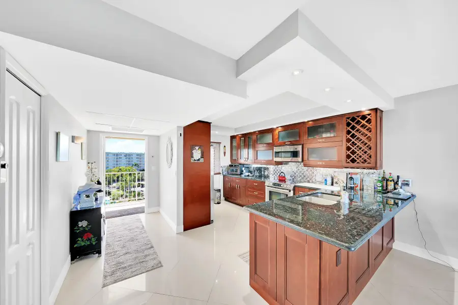 2940 N Course Drive #811, Pompano Beach, FL 33069 - #3