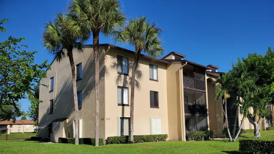 629 Sea Pine Way #H3, Greenacres, FL 33415 - #2