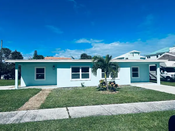 1400 Binney Drive #A & B, Fort Pierce, FL 34949