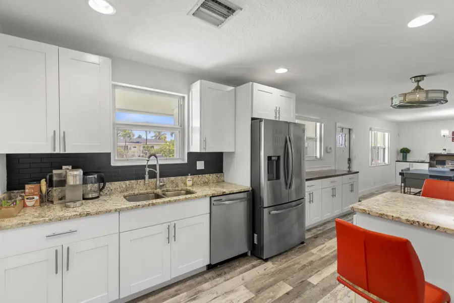 944 Hansen Street, West Palm Beach, FL 33405 - #3