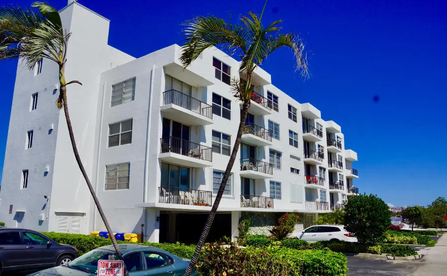 301 Croton Avenue #305, Lantana, FL 33462 - #2