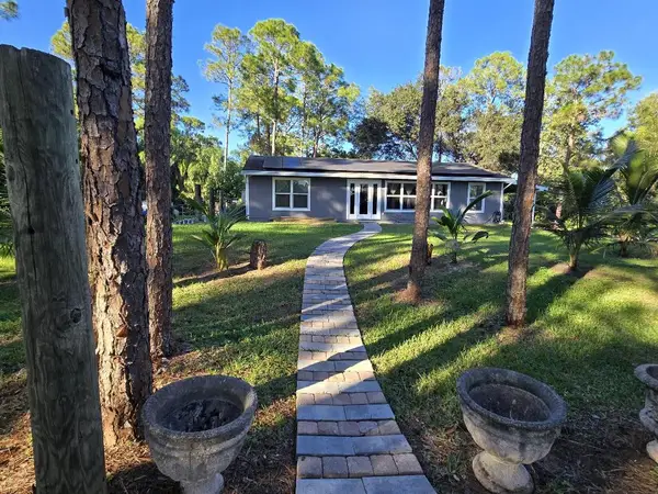 13835 41st Lane N, Royal Palm Beach, FL 33411