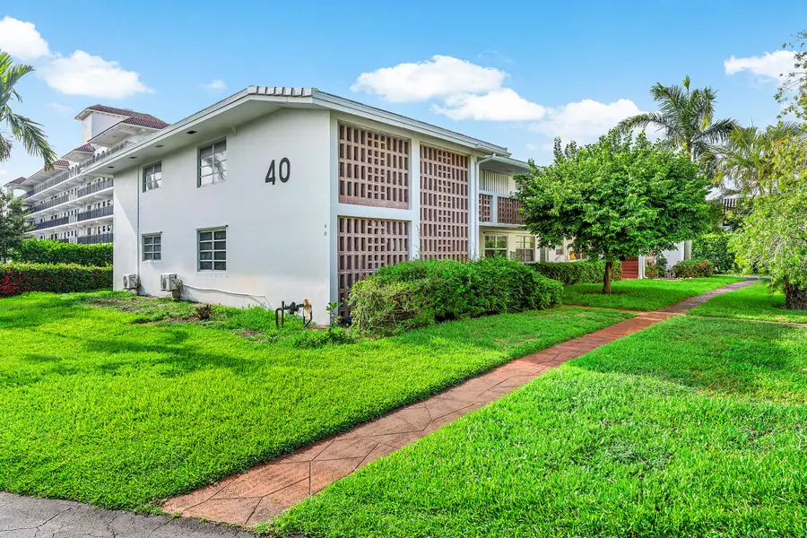 40 SE 13th Street #A3, Boca Raton, FL 33432 - #2