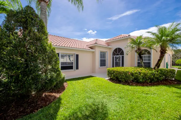 8784 SE Retreat Drive, Hobe Sound, FL 33455