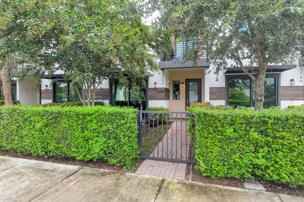 3764 Lambert Avenue, West Palm Beach, FL 33405