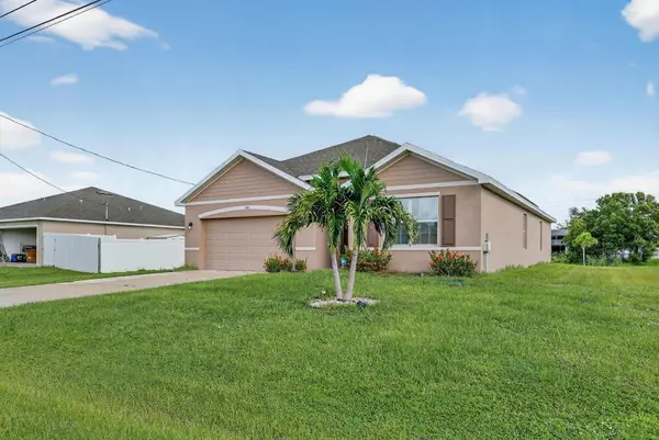 543 SW Whitmore Drive, Port St Lucie, FL 34984