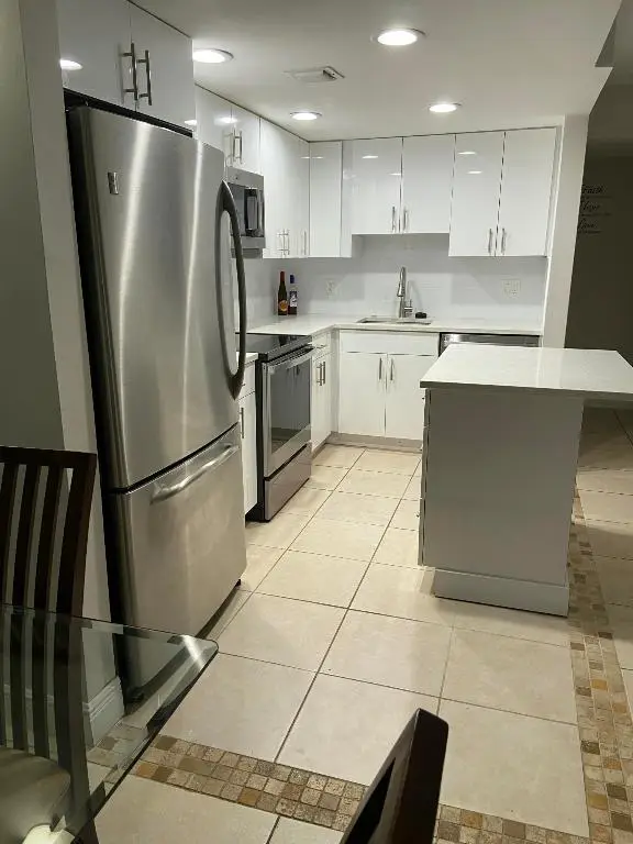 1829 Fairview Villa Drive #2, West Palm Beach, FL 33406 - #3