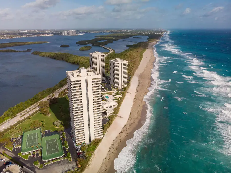 5510 N Ocean Drive #3d, Riviera Beach, FL 33404 - #2