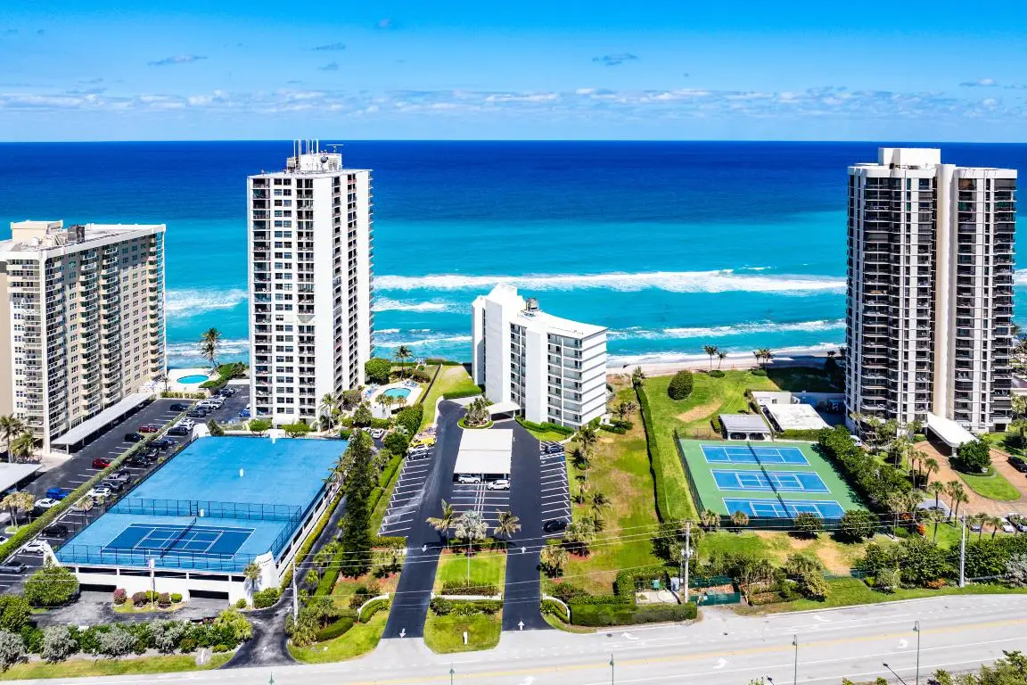 Address Withheld By Seller, Riviera Beach, FL 33404 - #1