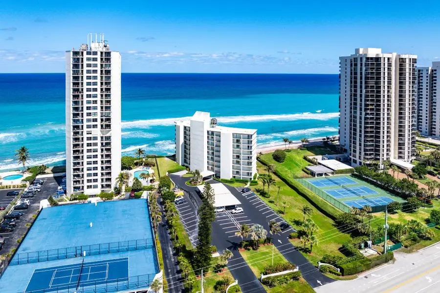 Address Withheld By Seller, Riviera Beach, FL 33404 - #3