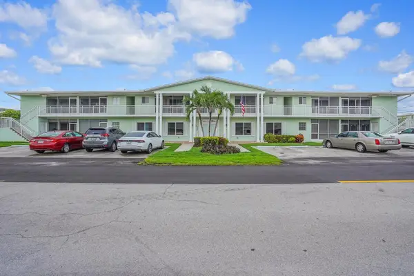 2100 NE 38th Street #111, Pompano Beach, FL 33064