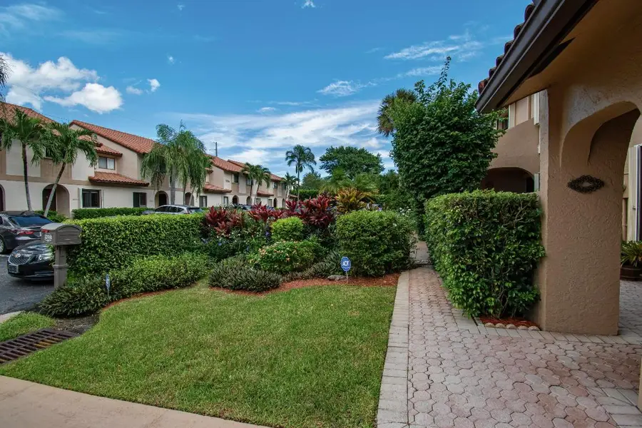 22066 Las Brisas Circle, Boca Raton, FL 33433 - #3
