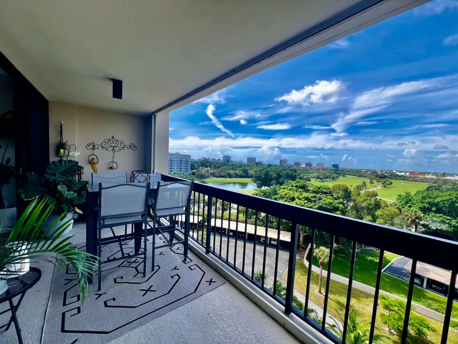 2425 Presidential Way #806, West Palm Beach, FL 33401 - #3