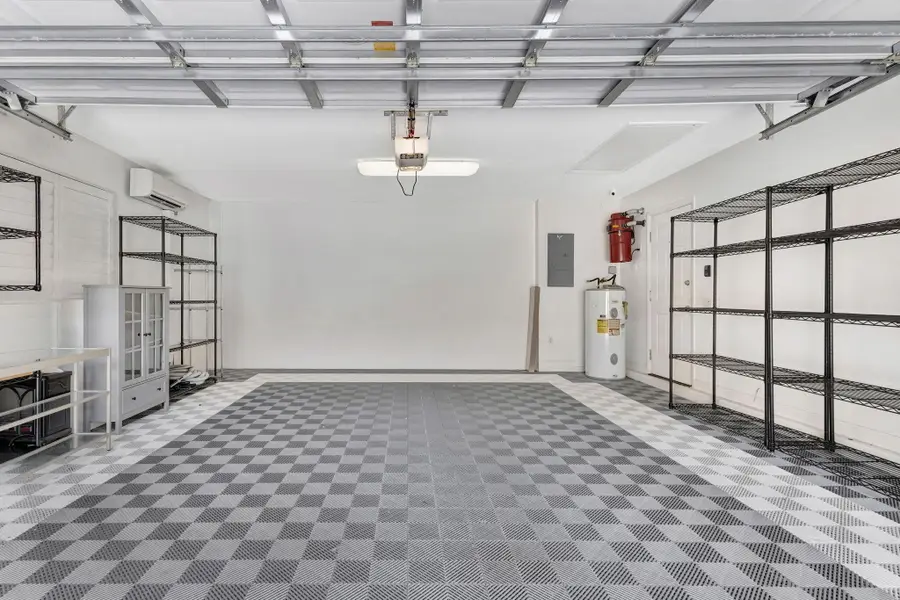 229 E Tall Oaks Circle, Palm Beach Gardens, FL 33410 - #2