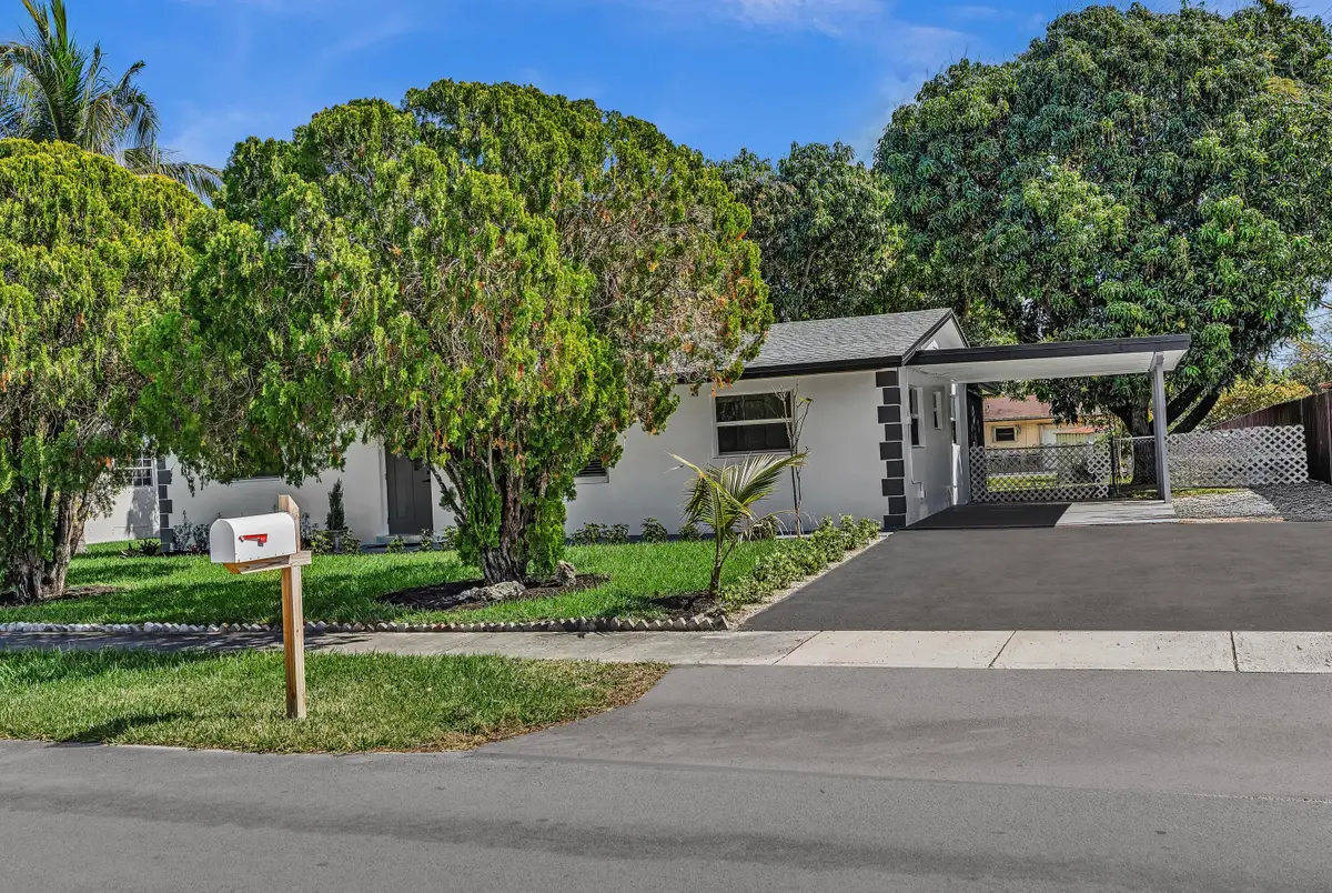 4040 NE 4th. Avenue, Deerfield Beach, FL 33064 - #1