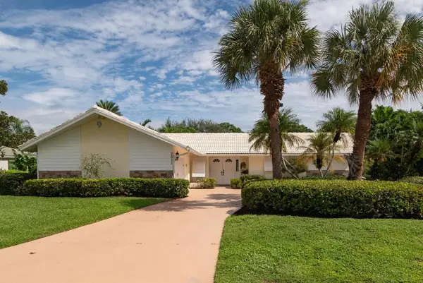 2811 SE Fairway W, Stuart, FL 34997