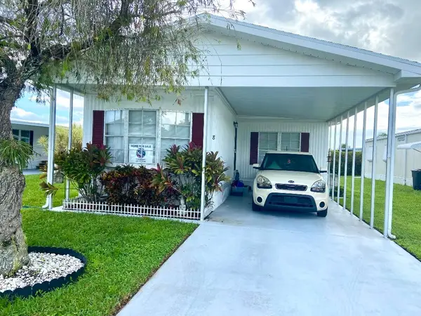 8 Florencia Ln, Port St Lucie, FL 34952