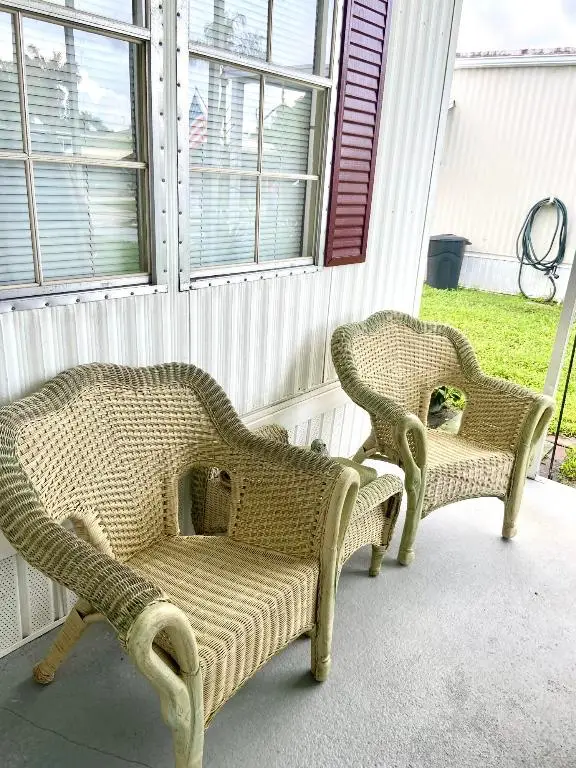 8 Florencia Ln, Port Saint Lucie, FL 34952 - #3