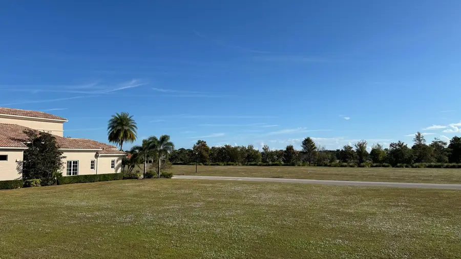 134 SE Via San Marino, Port Saint Lucie, FL 34984 - #2