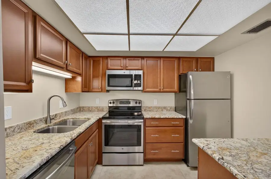 4169 Oak Terrace Drive, Greenacres, FL 33463 - #2