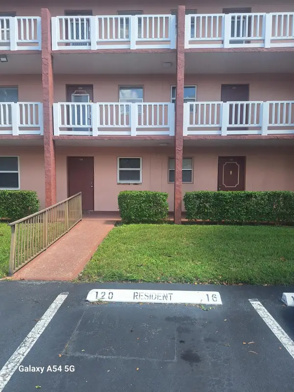 9601 NW Sunrise Lakes Blvd Boulevard, Sunrise, FL 33322