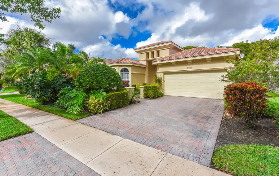 9565 Via Elegante, Wellington, FL 33411 - #3