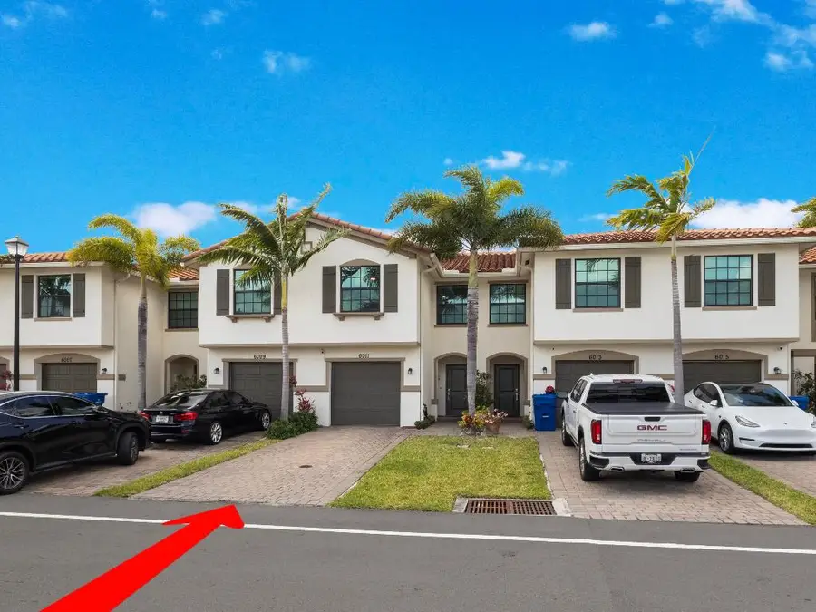 6011 Woods Edge Circle, Palm Beach Gardens, FL 33410 - #2