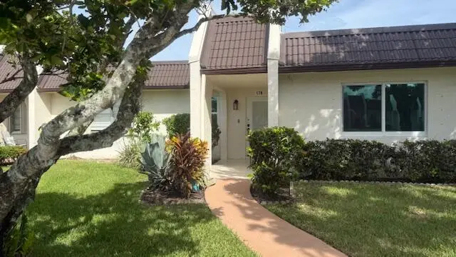 178 Lake Susan Lane, West Palm Beach, FL 33411 - #2