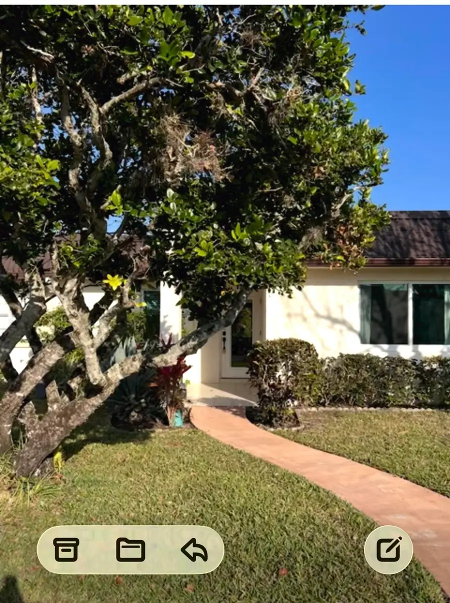 178 Lake Susan Lane, West Palm Beach, FL 33411 - #3