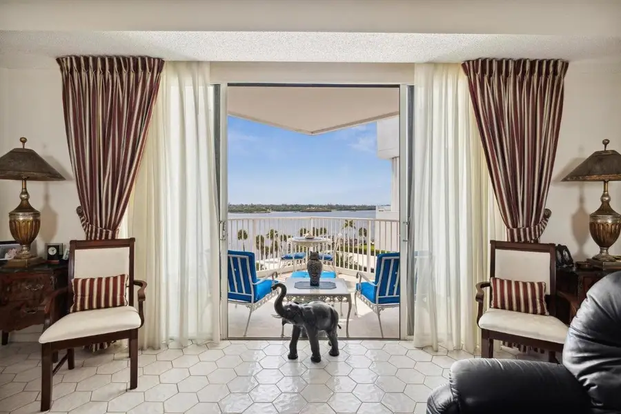 2860 S Ocean Boulevard #602, Palm Beach, FL 33480 - #2