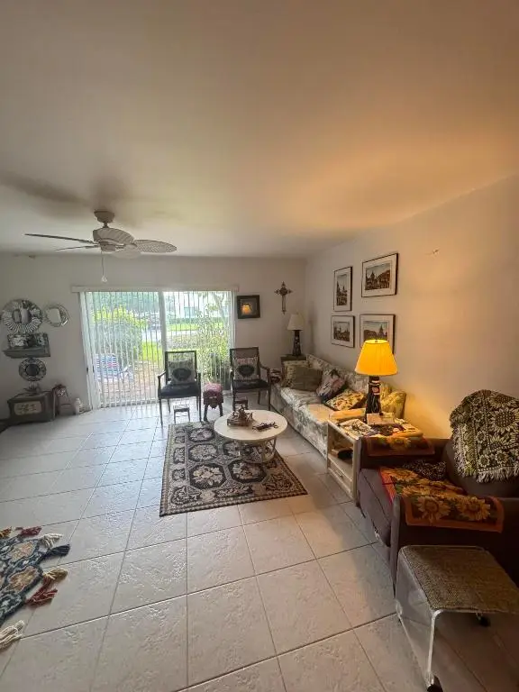 90 South Boulevard #1c, Boynton Beach, FL 33435 - #2