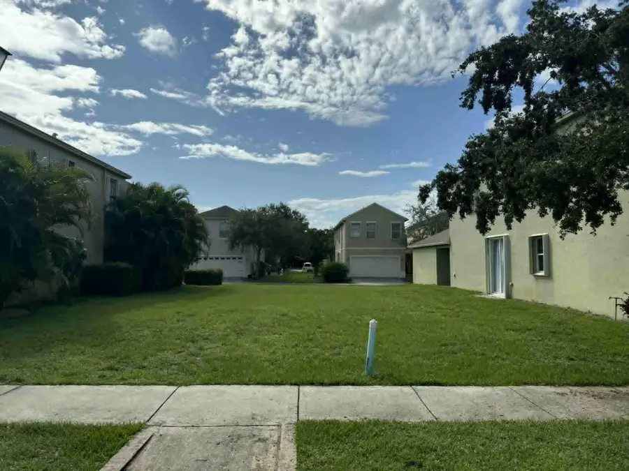 2527 SE Ruskin Drive, Port Saint Lucie, FL 34952 - #2