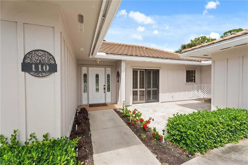 110 Prestwick Circle, Vero Beach, FL 32967 - #1