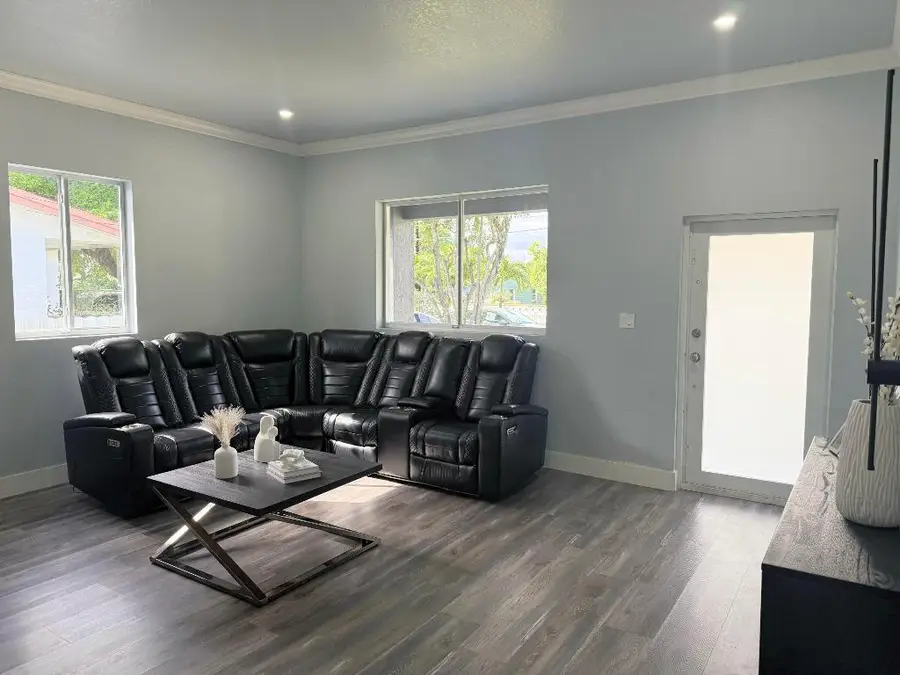 5628 Flagler Street, Hollywood, FL 33023 - #2